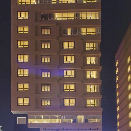 Vian Hotel Da Nang Esterno foto
