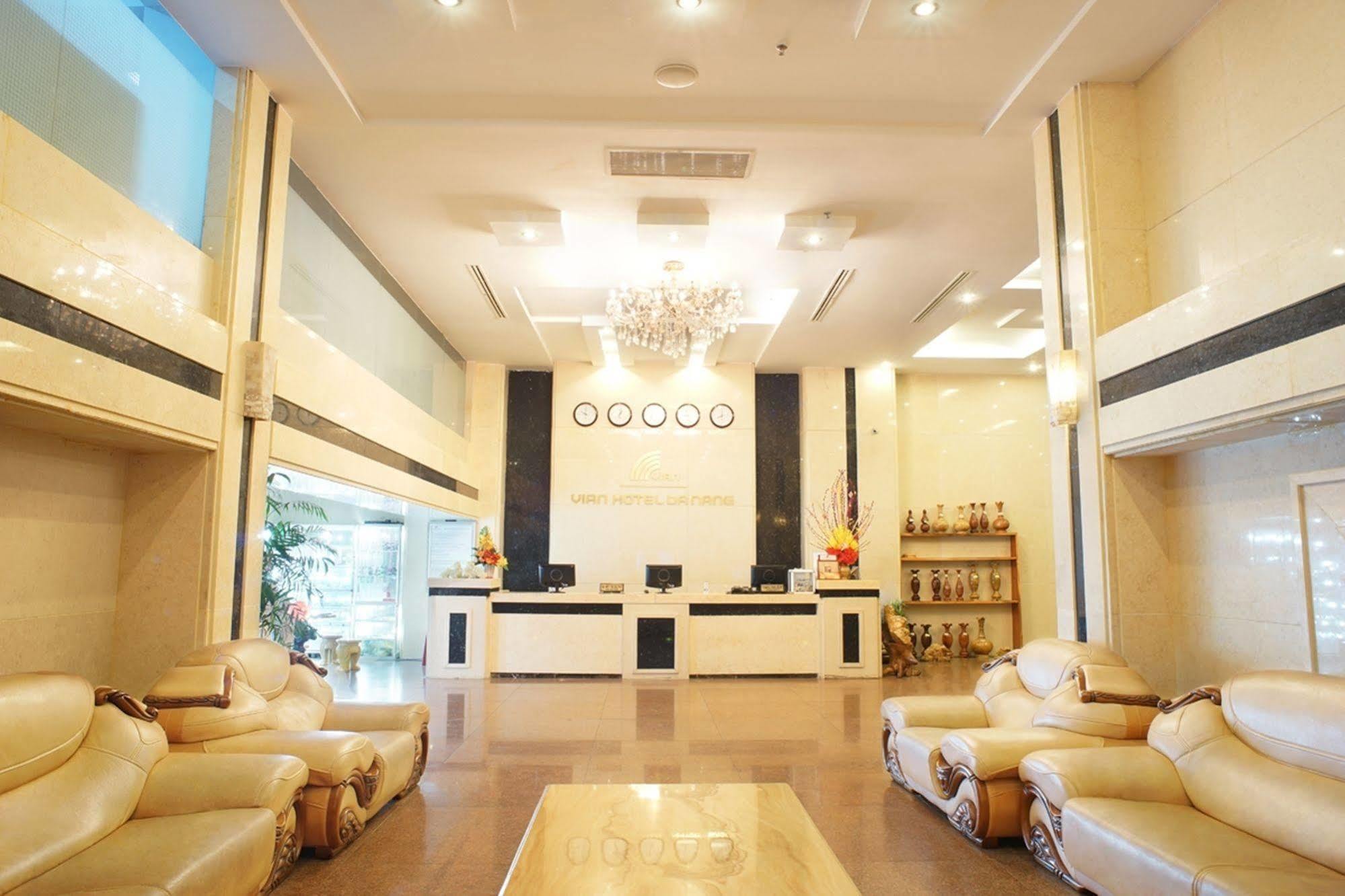 Vian Hotel Da Nang Esterno foto